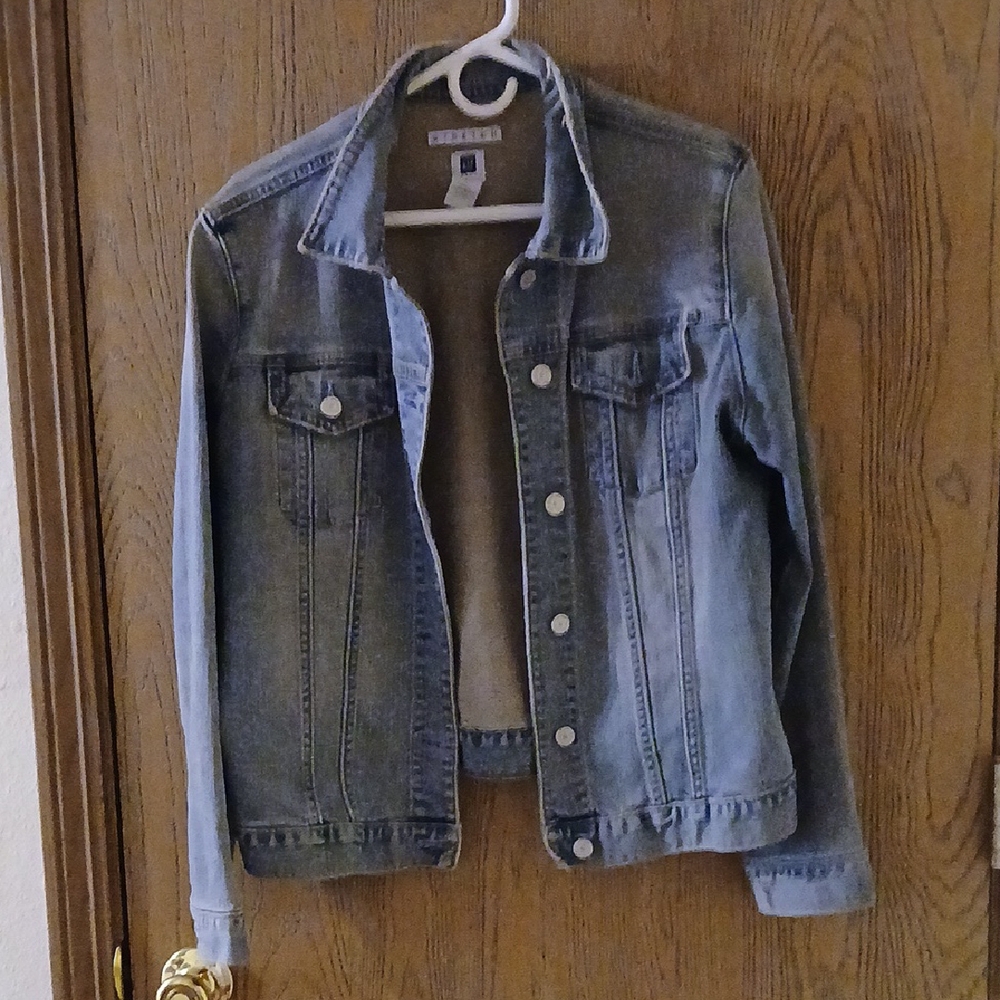 GAP Stretch Distressed Jean Jacket